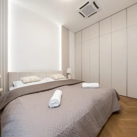 דירה Apollo One, 1br Signature *