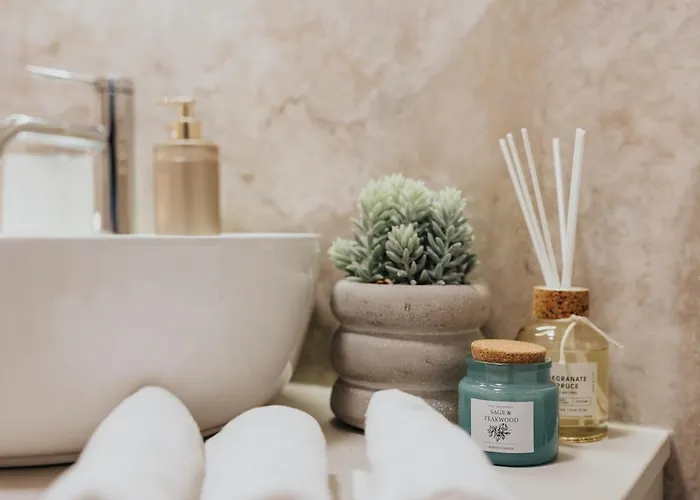 Apollo One, 1br Signature