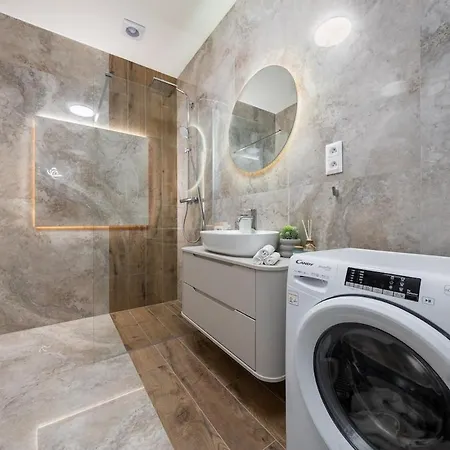 Apollo One, 1br Signature Apartmán *