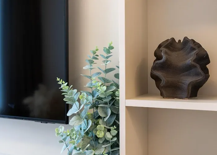 Apollo One, 1br Signature Apartman *